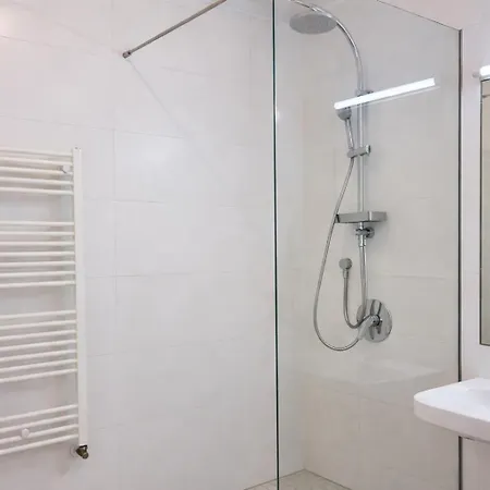 Donau Comfort * لينتز